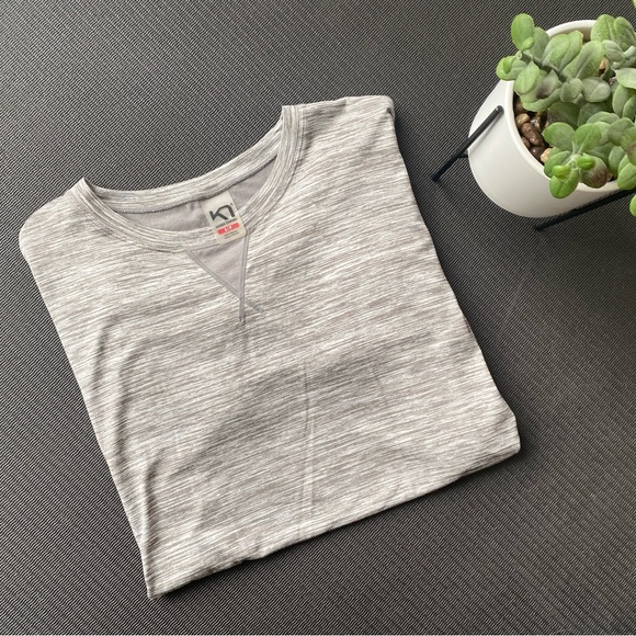 KARI TRAA Running/Yoga t-shirt - Women’s S/P - Picture 1 of 8